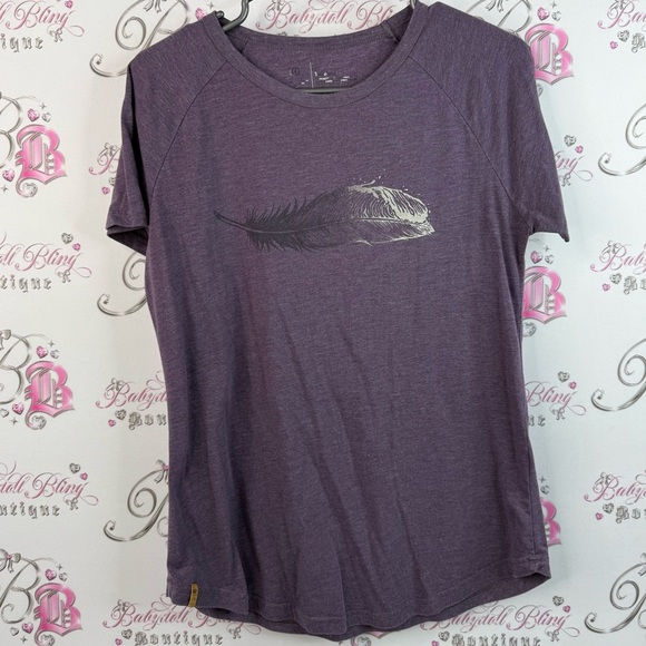 tentree Tops - Tentree T-shirt feather ombré top feather design Purple T-Shirt comfy